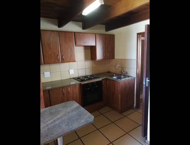 1 BEDROOM PROPERTY TO RENT IN DASSIE RAND